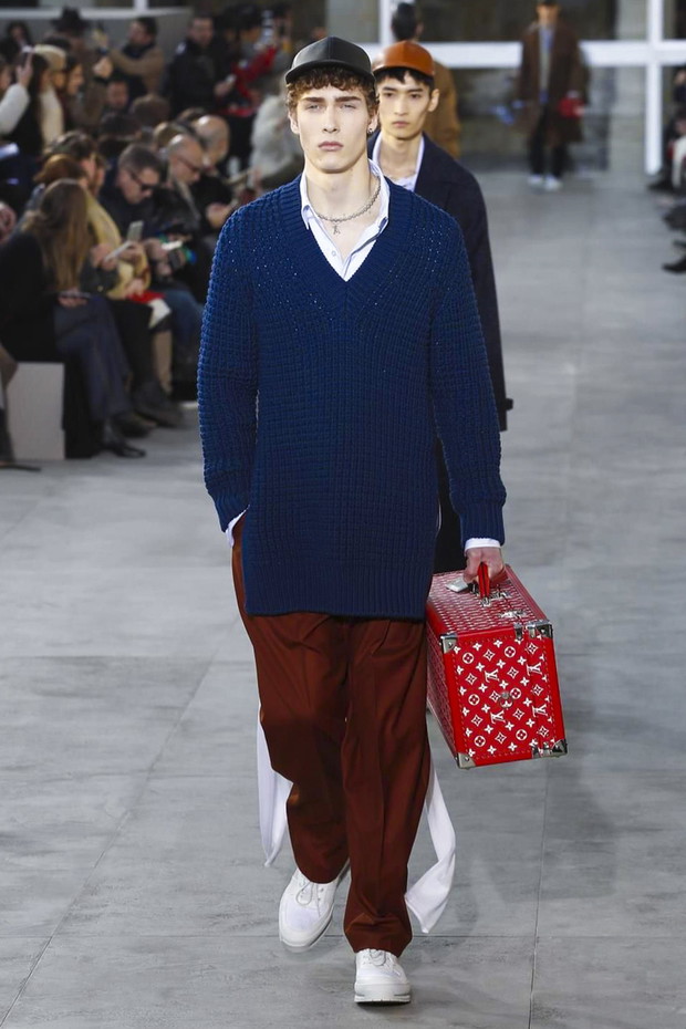 Mikołaj w pokazie Loius Vuitton aw17