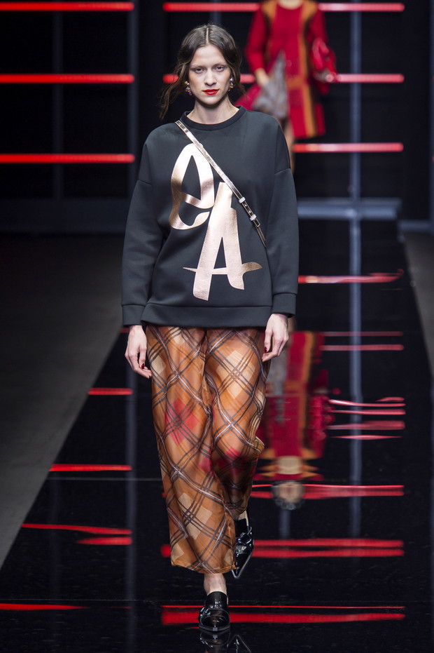 Pokaz Emporio Armani AW19