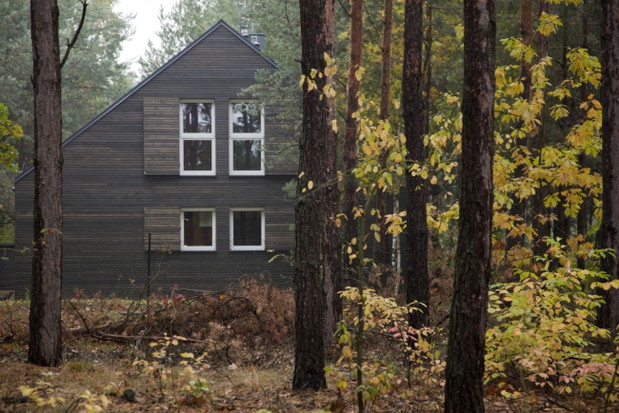 „Dom zamykany” pod Łodzią, projekt: KOZIEJ ARCHITEKCI