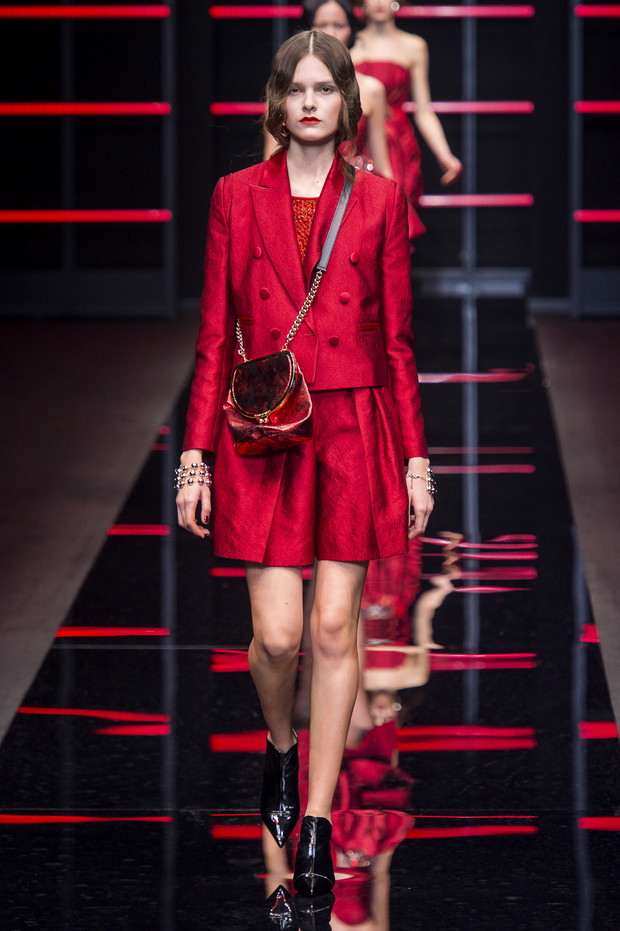 Pokaz Emporio Armani AW19