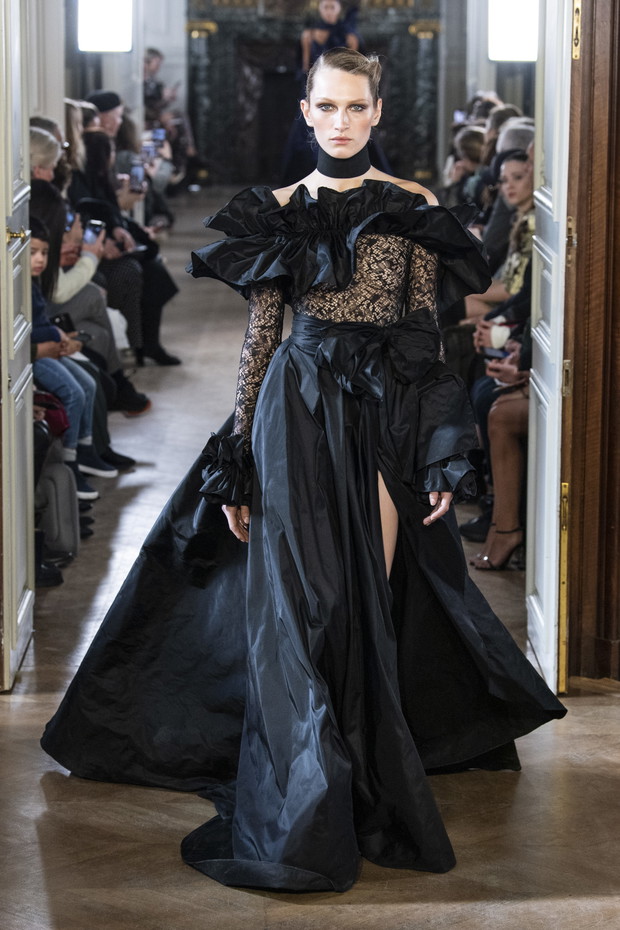 Pokaz Elie Saab AW19