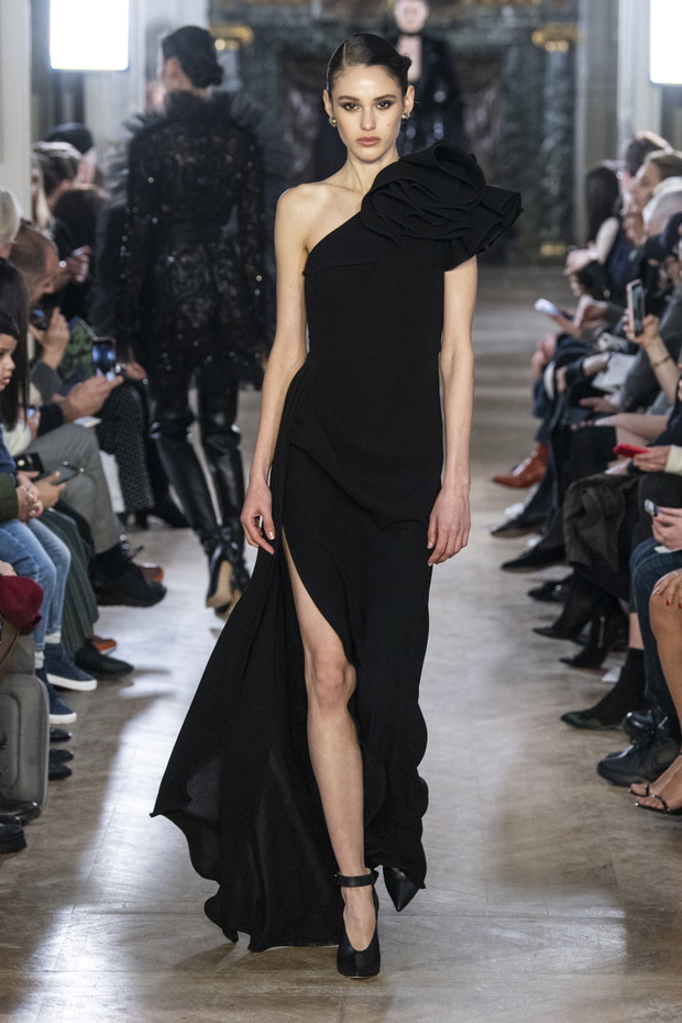 Pokaz Elie Saab AW19