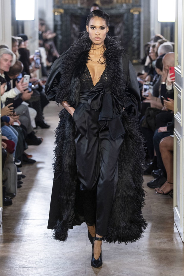 Pokaz Elie Saab AW19