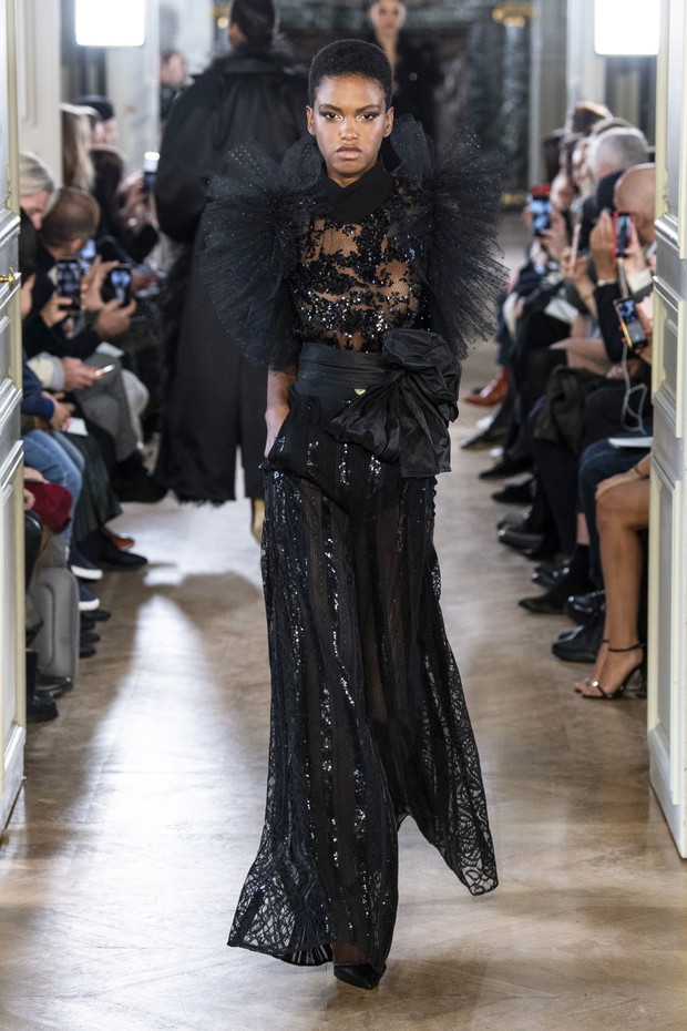 Pokaz Elie Saab AW19