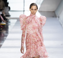 Pokaz Giambattista Valli AW19