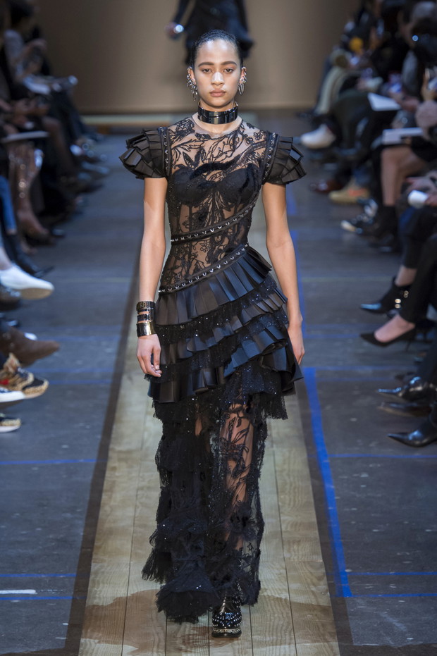 Pokaz Alexander McQueen AW19