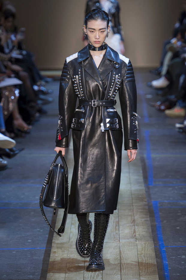 Pokaz Alexander McQueen AW19