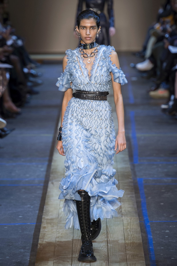 Pokaz Alexander McQueen AW19