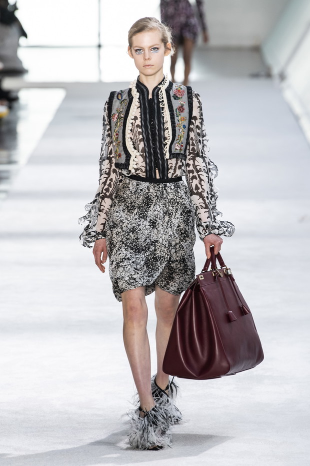 Pokaz Giambattista Valli AW19