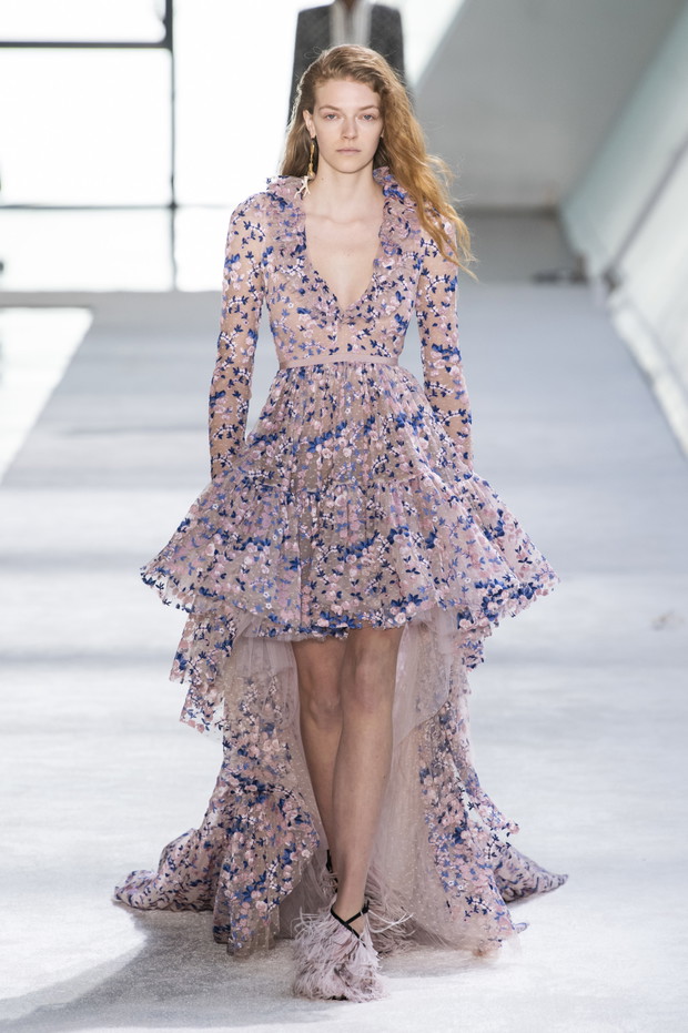 Pokaz Giambattista Valli AW19