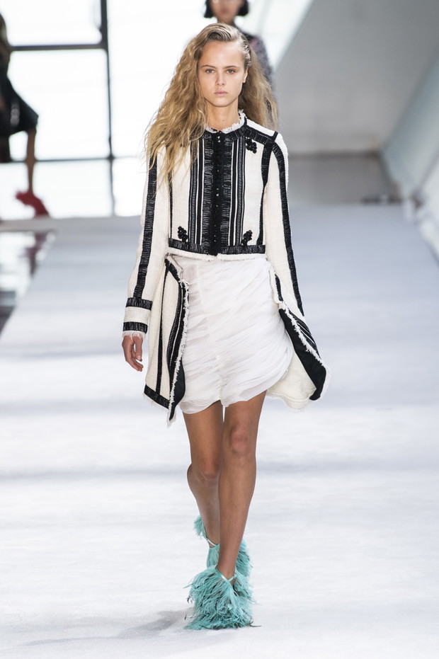 Pokaz Giambattista Valli AW19