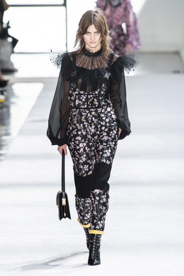 Pokaz Giambattista Valli AW19