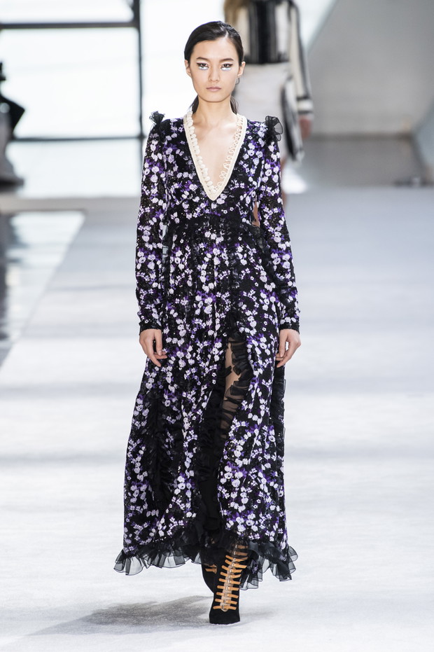 Pokaz Giambattista Valli AW19