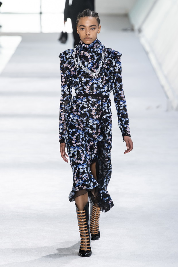 Pokaz Giambattista Valli AW19