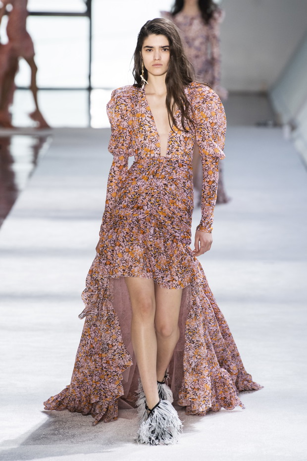 Pokaz Giambattista Valli AW19