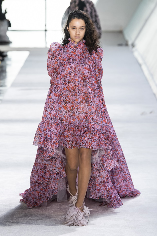 Pokaz Giambattista Valli AW19