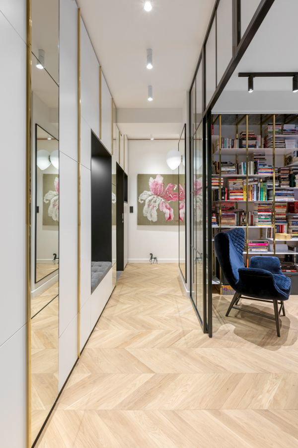 Mieszkanie z galerią sztuki, fot. Ayuko Studio
