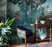 Ręcznie malowana tapeta firmy de Gournay, wzór Rousseau w kolorystyce Full Custom. Cena za panel (szer. 915mm) od 2.140 Euro