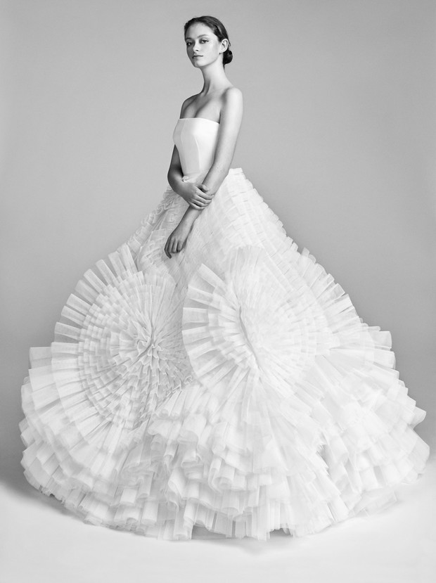 Suknie ślubne Viktor & Rolf wiosna 2017