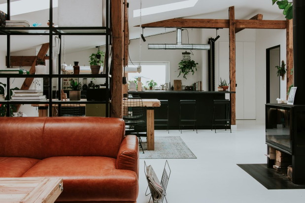 Loft na poddaszu poznańskiej kamienicy, projekt Piekary, projekt: Kuba Janiec, Agnieszka Szalbierz, Szalbierz Design