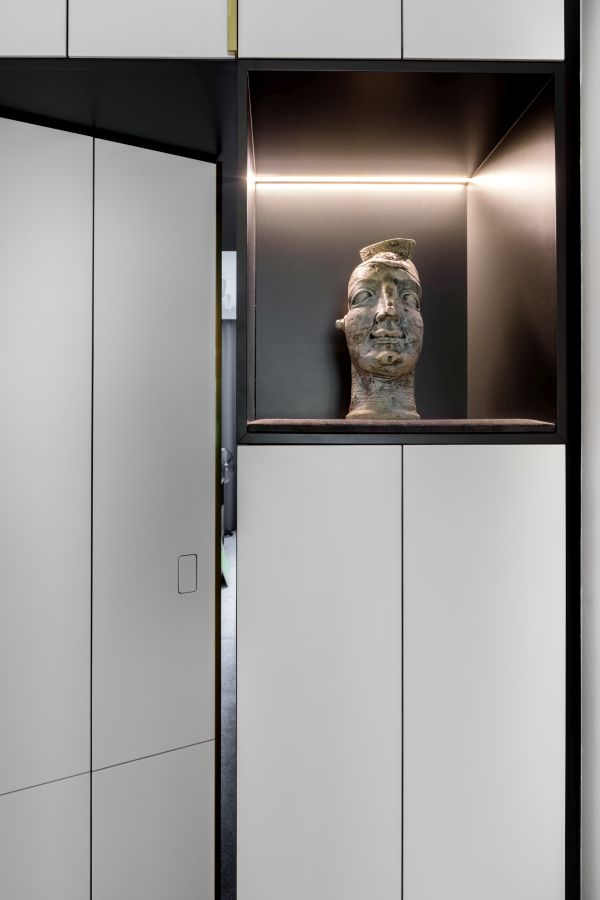 Mieszkanie z galerią sztuki, fot. Ayuko Studio