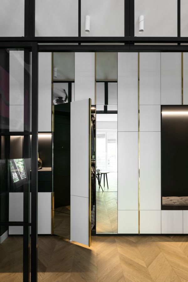 Mieszkanie z galerią sztuki, fot. Ayuko Studio