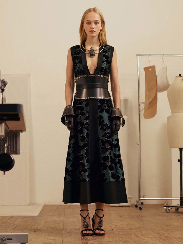 Alexander McQueen Pre-Fall 2017