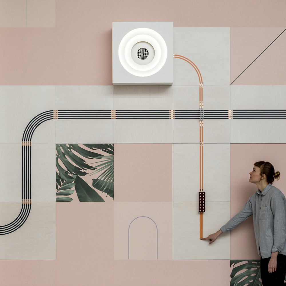 "Conduct"- Interaktywna tapeta od UM Project i Flavor Paper