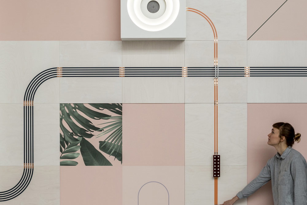 "Conduct"- Interaktywna tapeta od UM Project i Flavor Paper