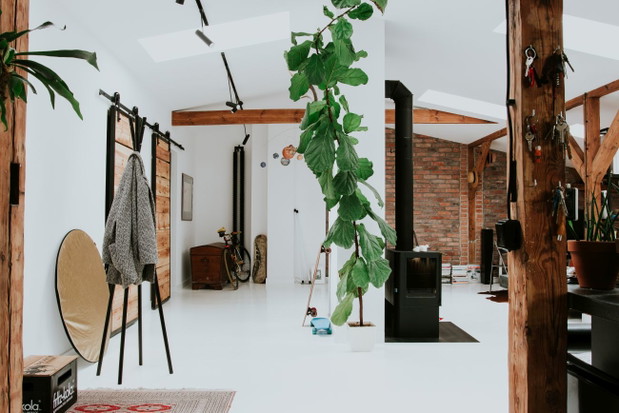 Loft na poddaszu poznańskiej kamienicy, projekt Piekary, projekt: Kuba Janiec, Agnieszka Szalbierz, Szalbierz Design