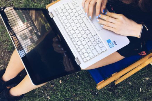 ASUS & ELLE
