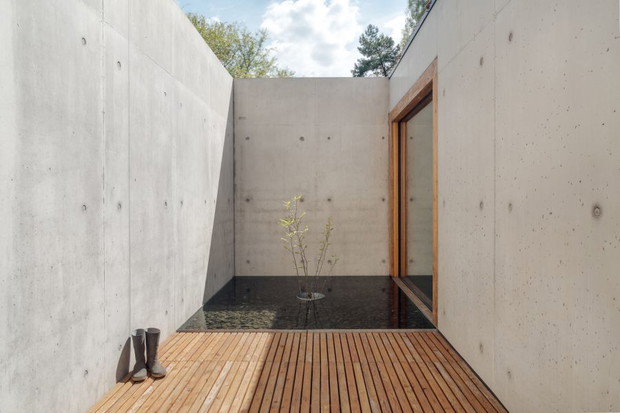 Dom JRv2 w Poznaniu, projekt: Adam Wysocki , de.materia, fot. Tom Kurek