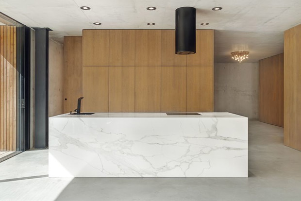 Dom JRv2 w Poznaniu, projekt: Adam Wysocki , de.materia, fot. Tom Kurek