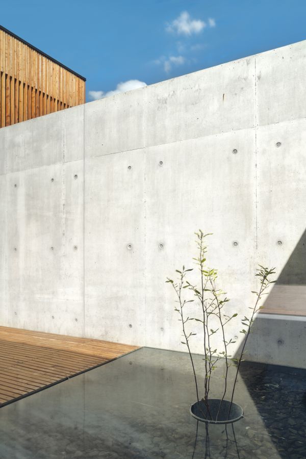 Dom JRv2 w Poznaniu, projekt: Adam Wysocki , de.materia, fot. Tom Kurek
