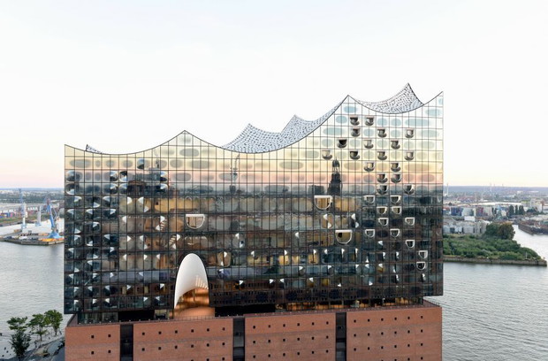 Filharmonia w Hamburgu, projekt: Herzog & de Meuron, fot. Michael Zapf