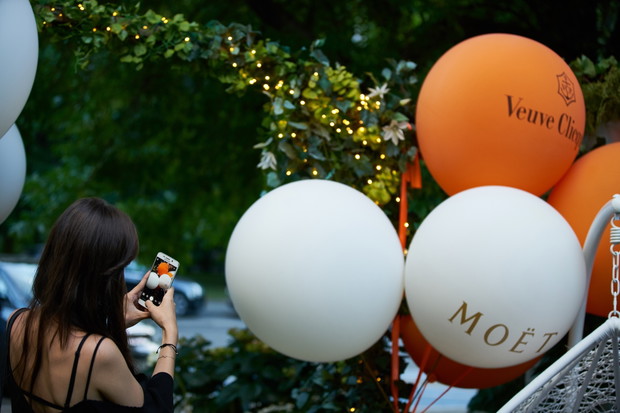 #ELLEparty: Bubbles on Ice - Moët & Chandon i Veuve Clicquot