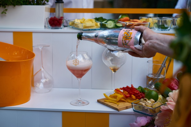 #ELLEparty: Bubbles on Ice - Moët & Chandon i Veuve Clicquot
