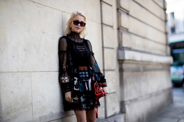 Street fashion: Paris Fashion Week haute couture jesień-zima 2017/2018
