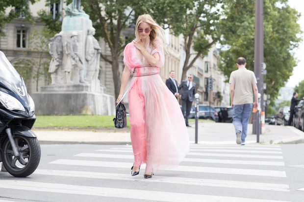Street fashion z Paryskiego Tygodnia Mody haute couture jesień-zima 2017/2018