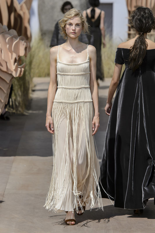 Suknie ślubne z pokazów haute couture jesień-zima 2017/2018 - Dior