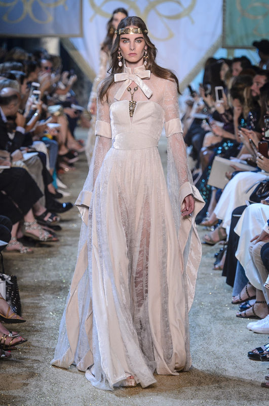 Suknie ślubne z pokazów haute couture jesień-zima 2017/2018 - Elie Saab