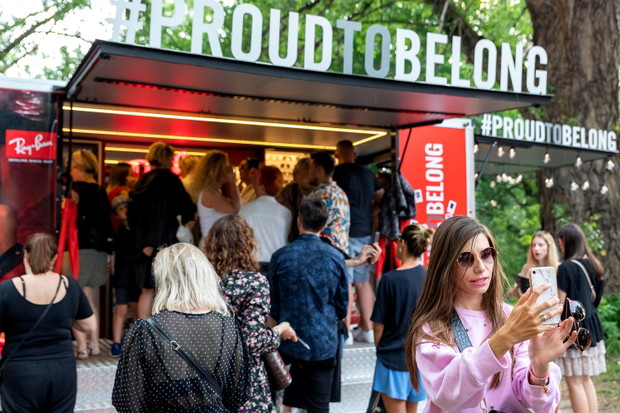 Ray-Ban #proudtobelong Tour