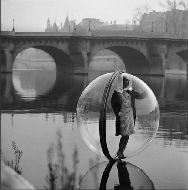 Paryż , Melvin Sokolsky 1963