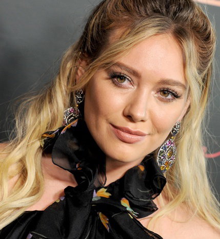 Hilary Duff  nie ma idealnego ciała i nie wstydzi się tego