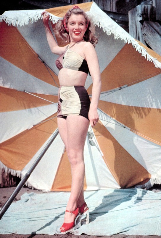 Marilyn Monroe, połowa lat 40.
