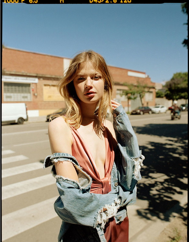 Kurtka jeansowa Bershka