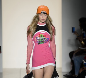 Kolekcja Jeremy Scott SS 18