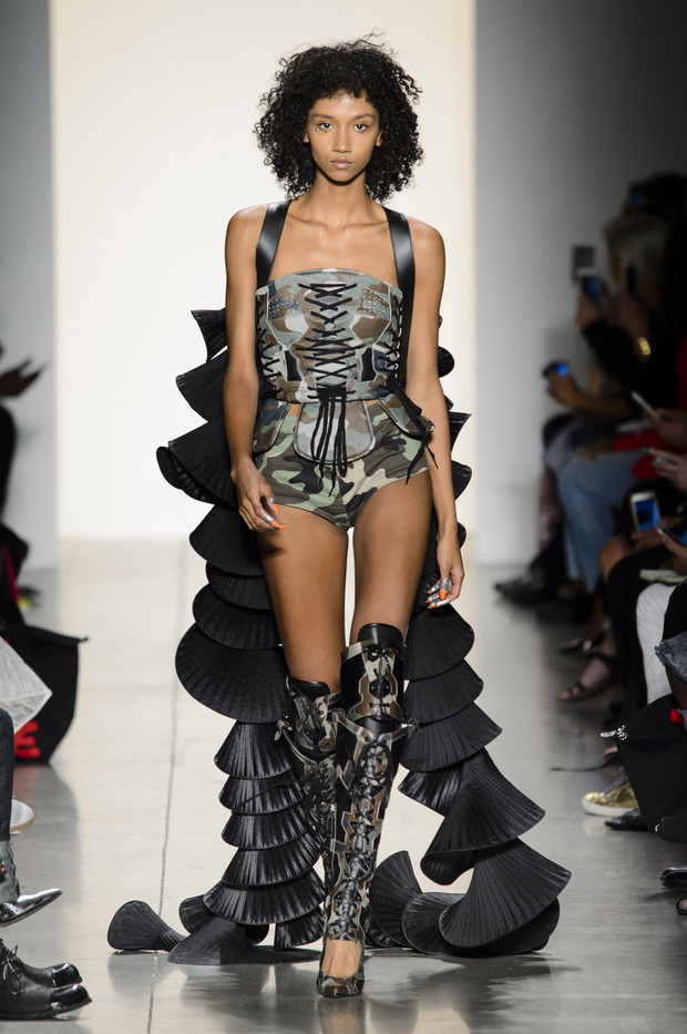 Kolekcja Jeremy Scott SS 18
