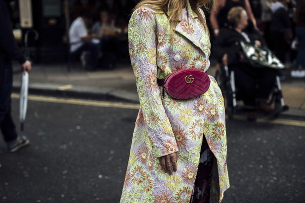 Street fashion: dodatki gości na Londyńskim Tygodniu Mody