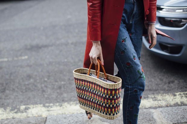 Street fashion: dodatki gości na Londyńskim Tygodniu Mody